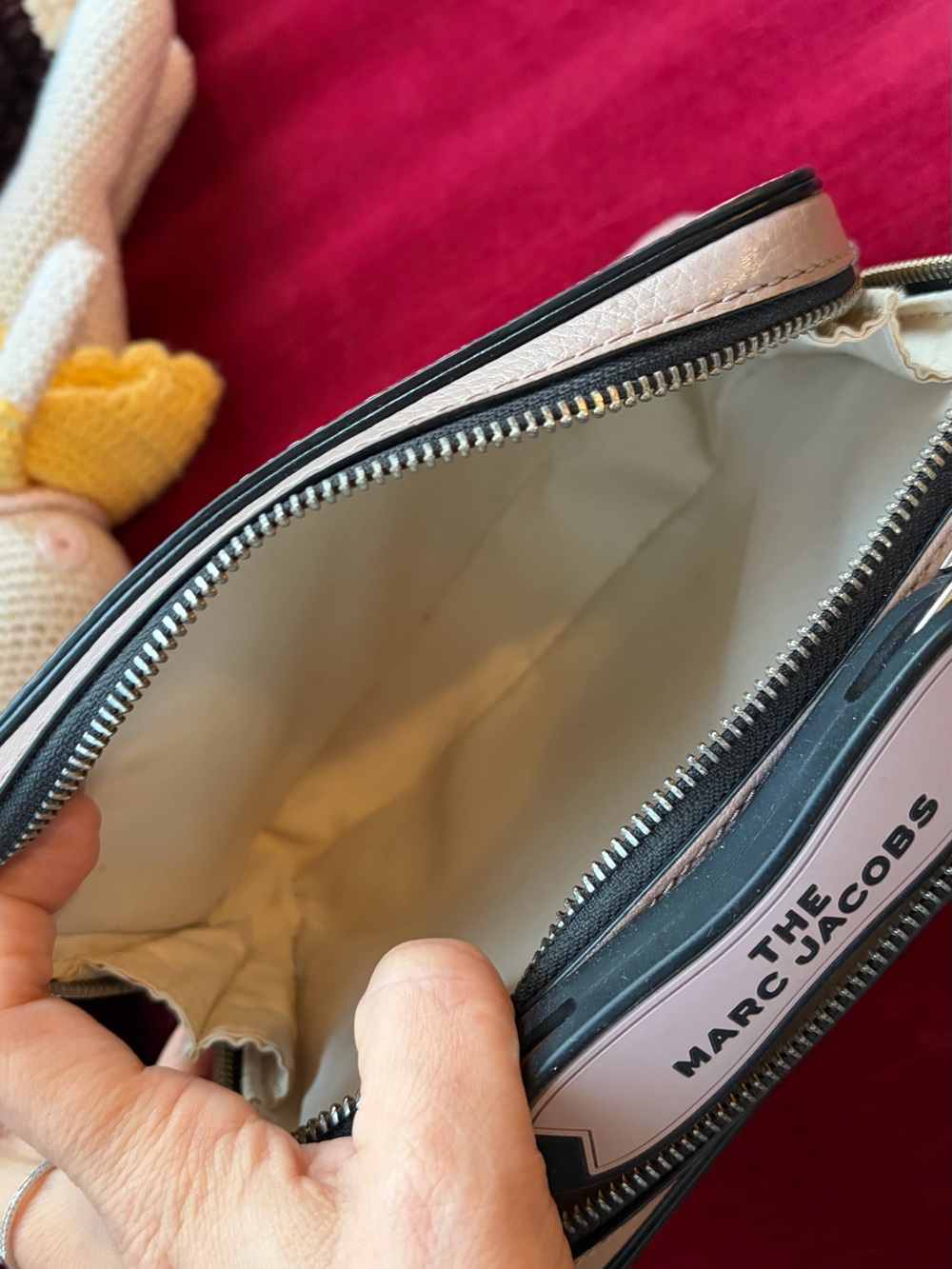 Marc Jacobs Blush Pink (more natural color)Leather crossbody Bag - Picture 11 of 12